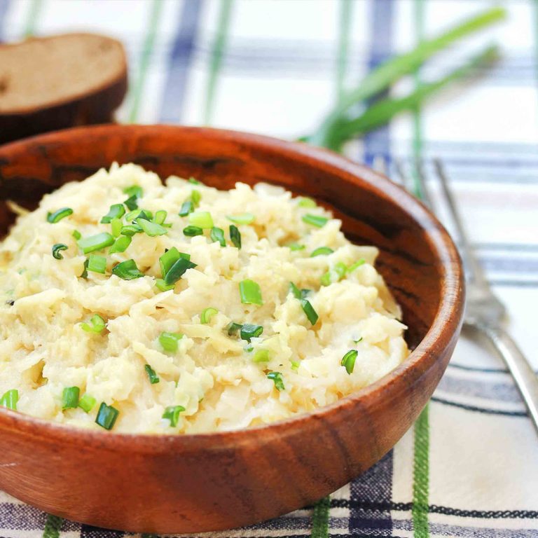 Good Earth Cheesy Mashed White Beans & Kale